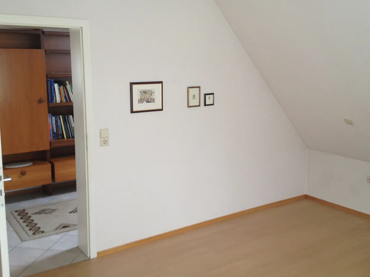 Vorher: Jockgrim, Schillerstraße, Paar 8 von 10