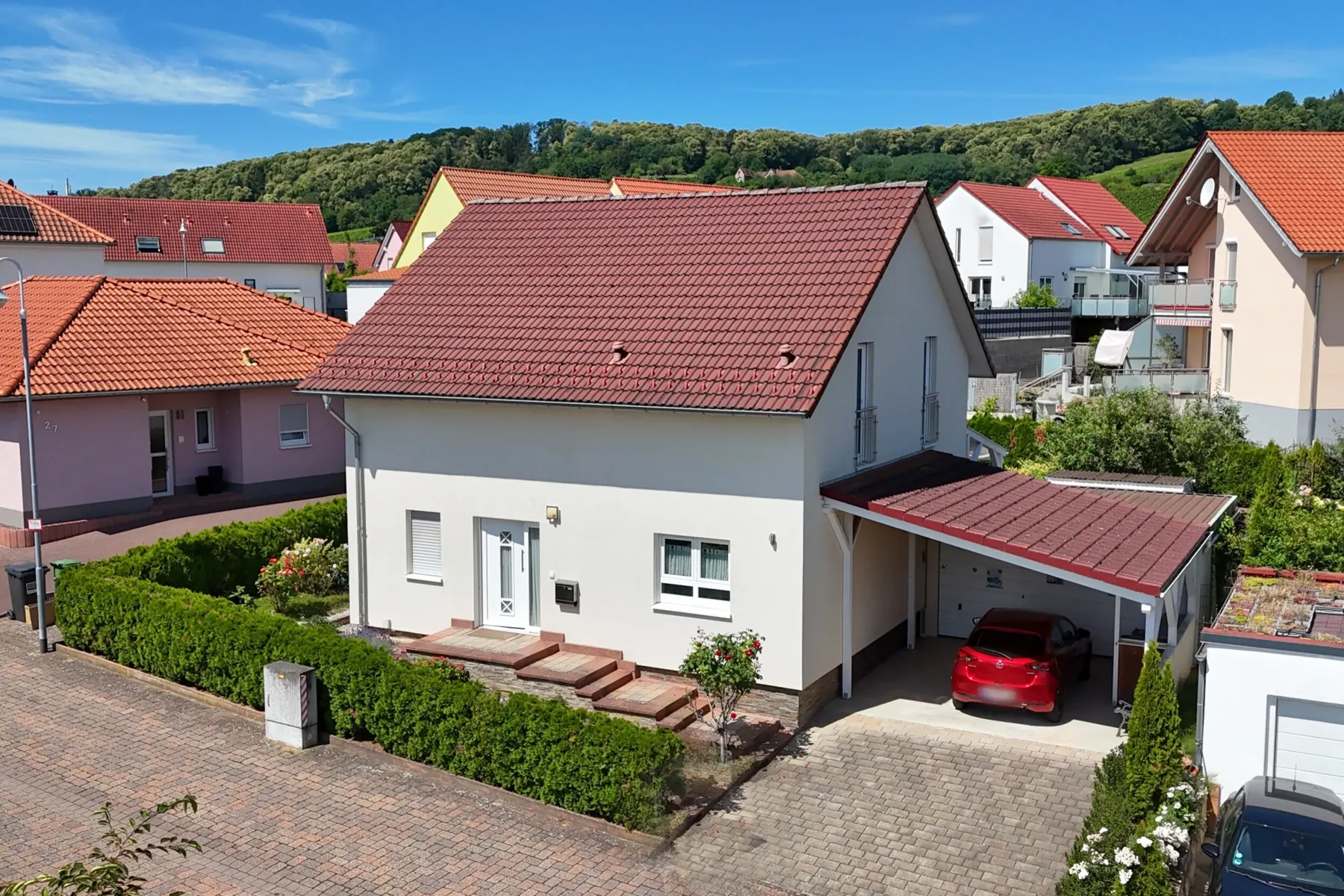 Eingang, Carport, Doppelgarage